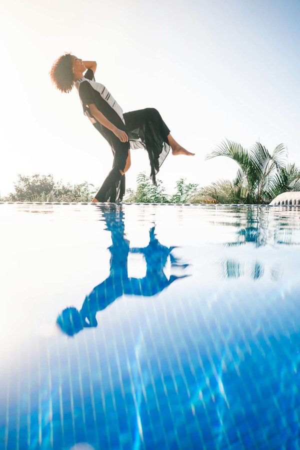 Piscine miroir : avantages et prix du kit rapide
