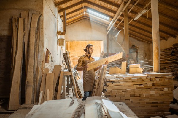 Menuisier annecy: création de meubles sur mesure et plus